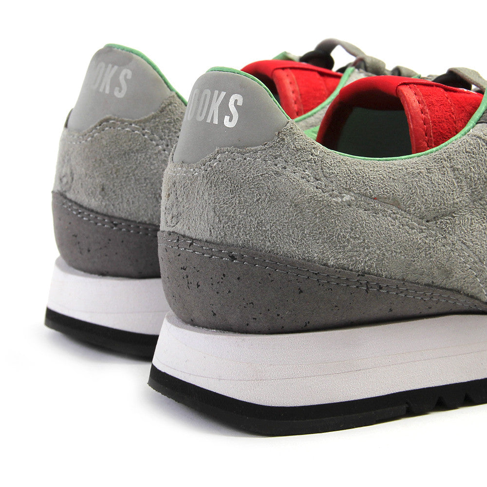 Dev Concepts | Brooks Chariot x Hanon “Scotch Bonnet” (Grey/Fiery